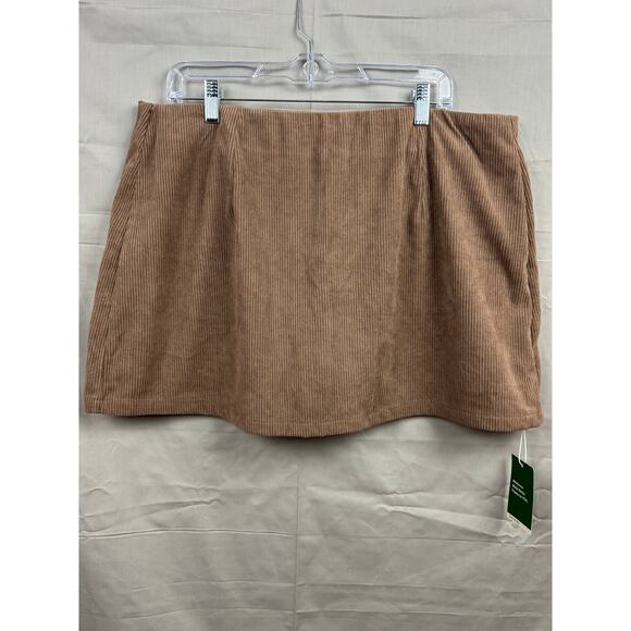 HALARA Dresses & Skirts - Halara Cocoa Brown High Waisted Mini Corduroy Plus Size Skirt, Size 1X